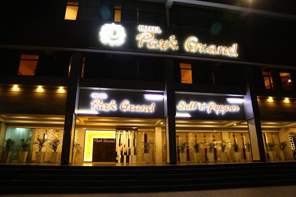 Hotel Park Grand Chandigarh Luaran gambar