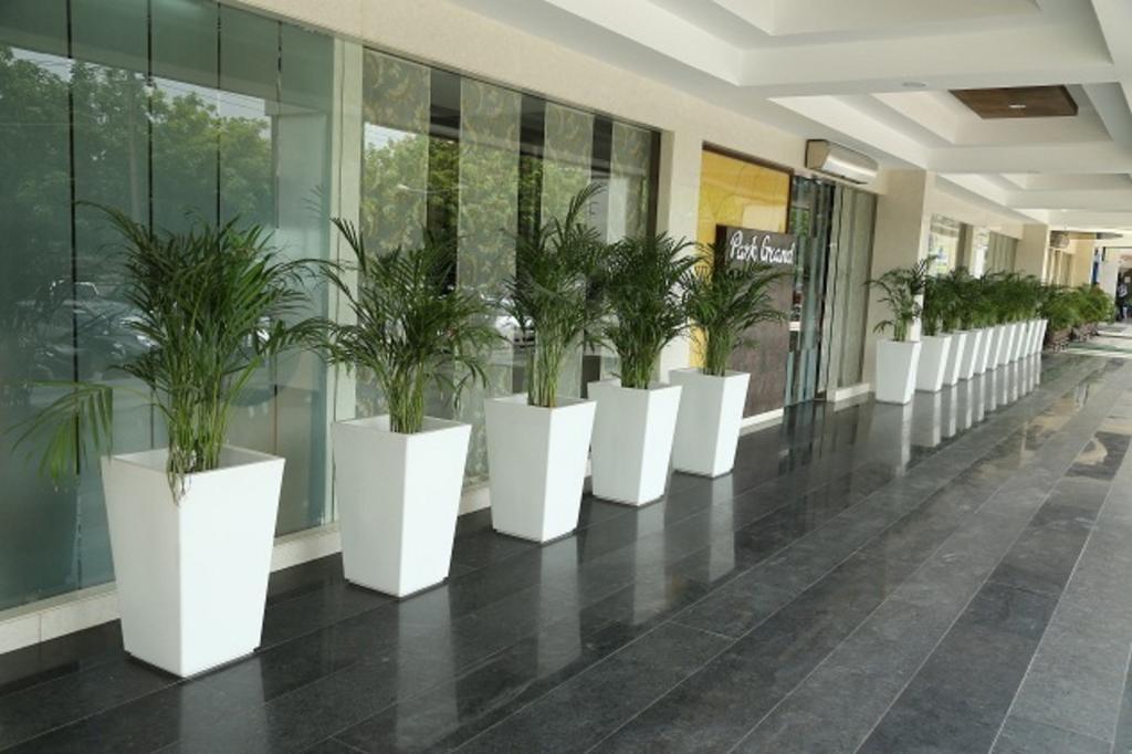 Hotel Park Grand Chandigarh Luaran gambar