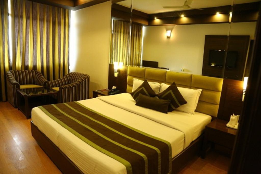Hotel Park Grand Chandigarh Luaran gambar
