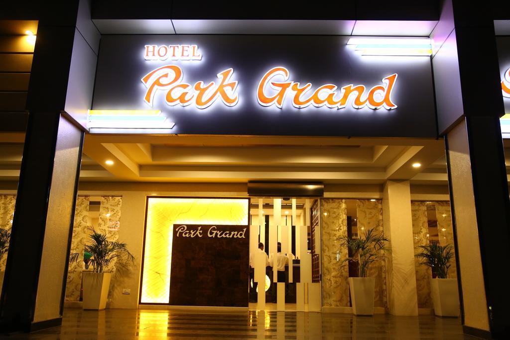 Hotel Park Grand Chandigarh Luaran gambar