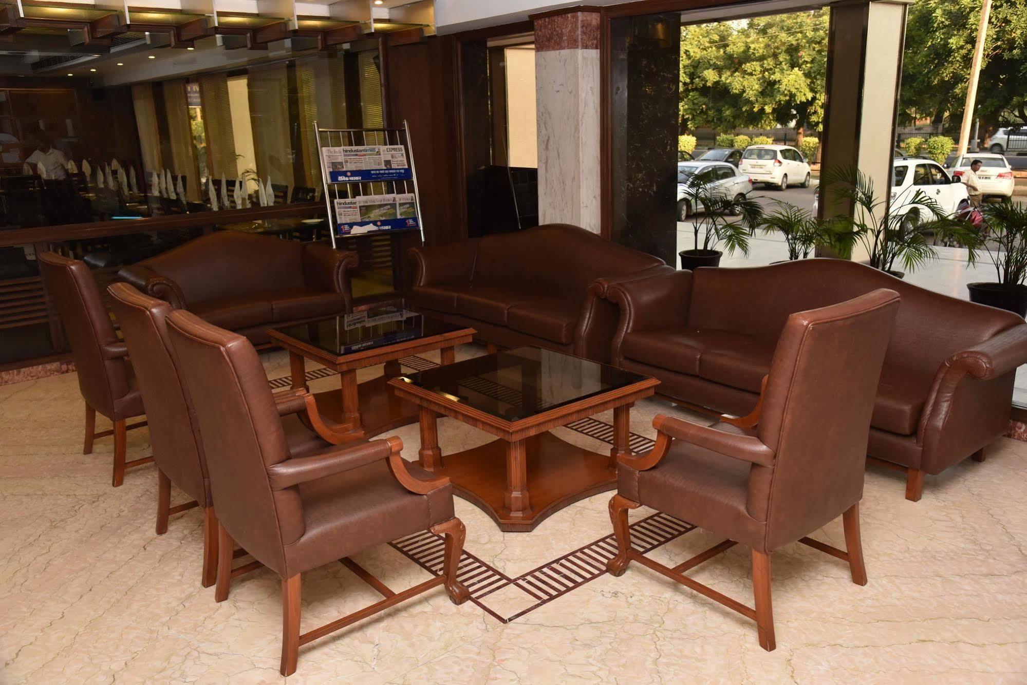 Hotel Park Grand Chandigarh Luaran gambar