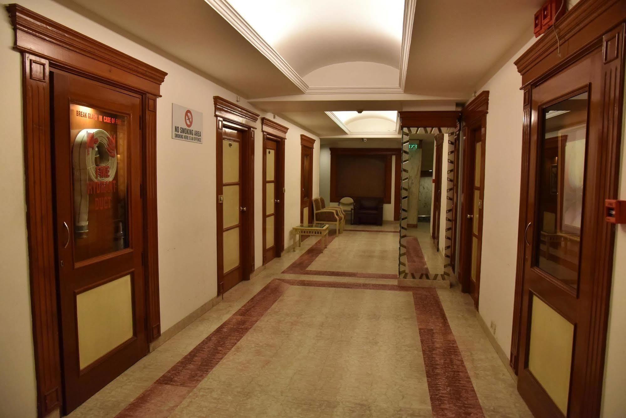 Hotel Park Grand Chandigarh Luaran gambar
