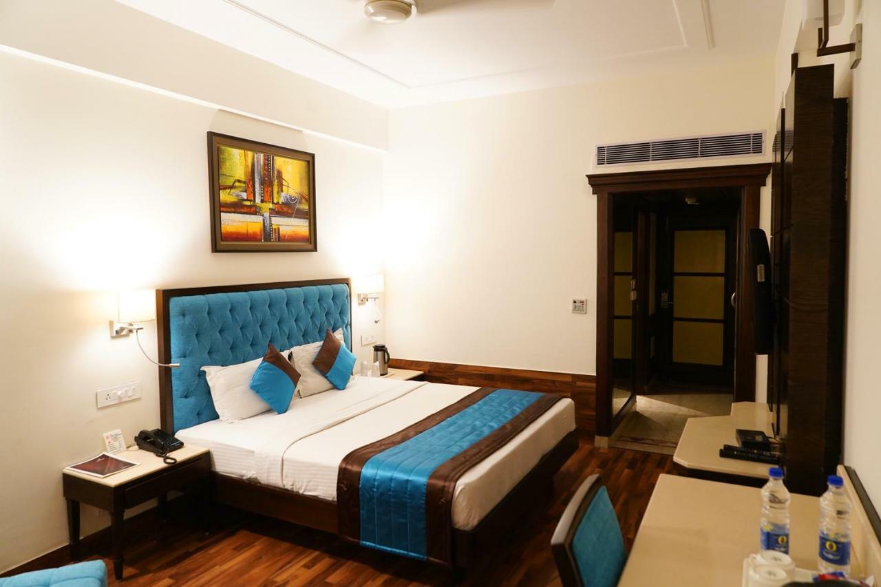 Hotel Park Grand Chandigarh Luaran gambar